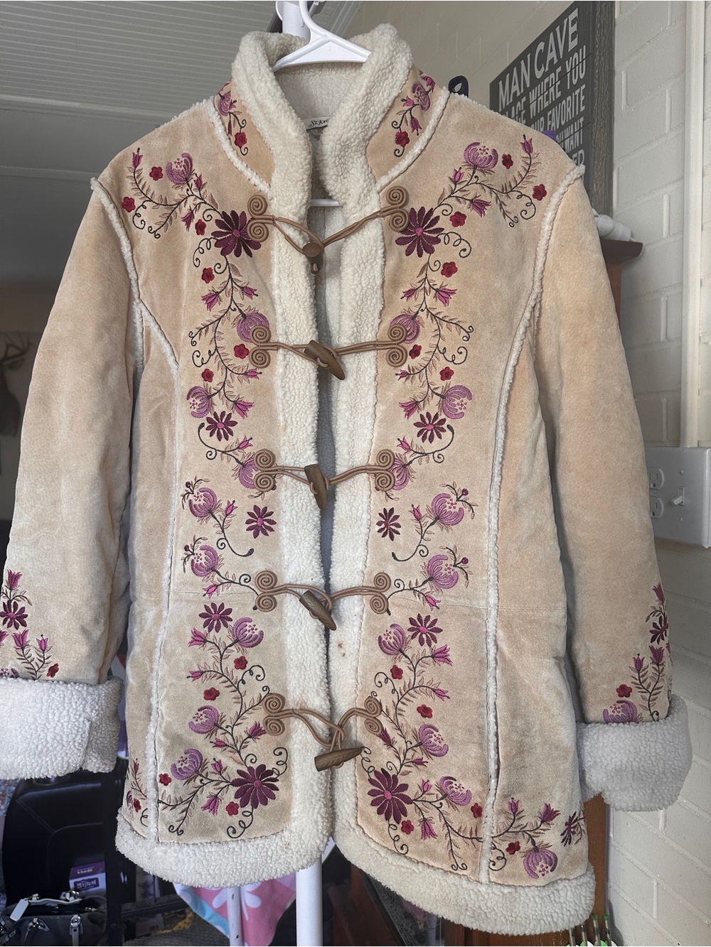 Vintage St. John's Bay Beige Teddy Jacket with Pink Floral Embroidery - Picture 2 of 11